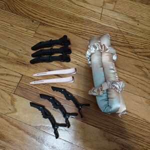 Hair Styling Set with Heatless Hair Curler and Clips